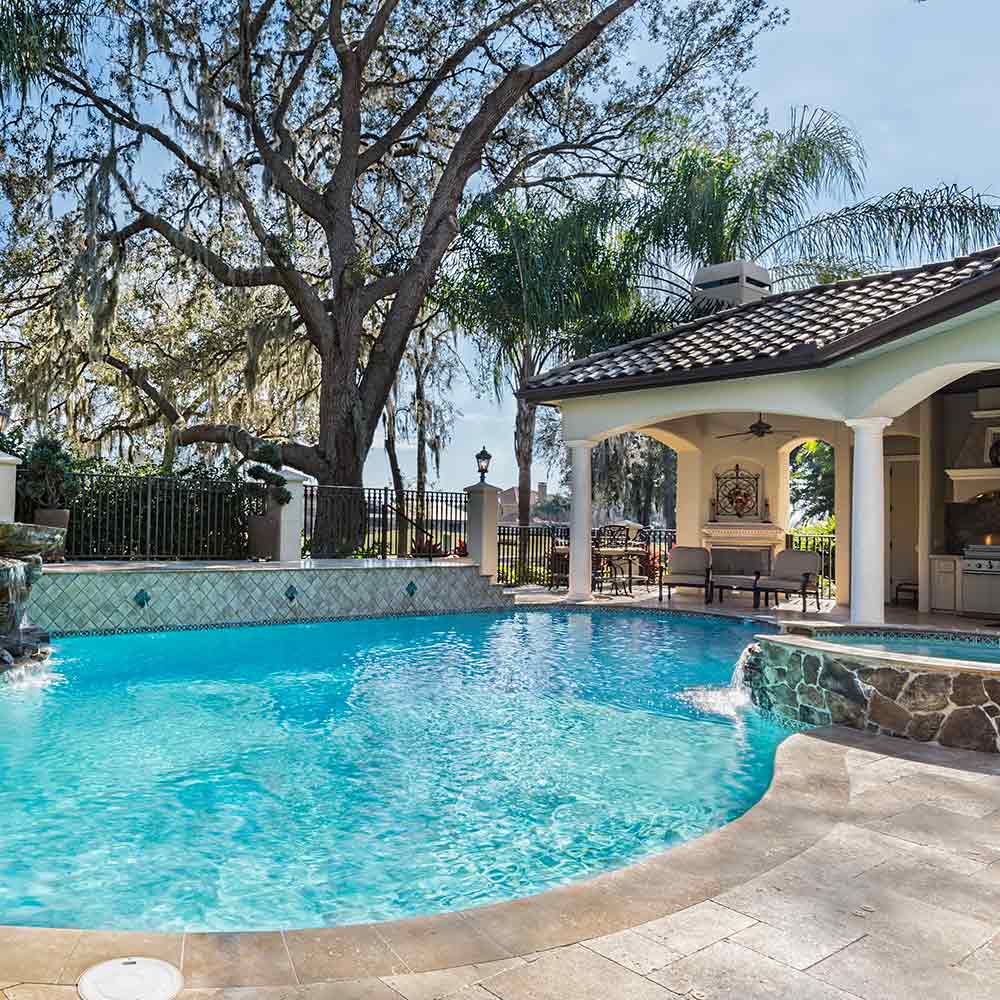 piscina al aire libre